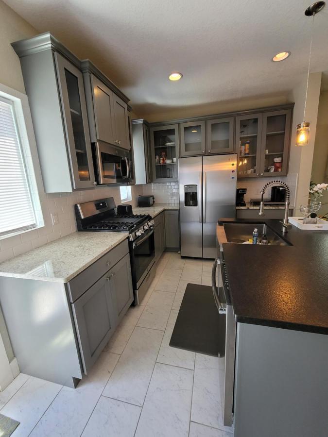 Spacious Townhouse Minutes From Downtown Sa. San Antonio Exteriör bild